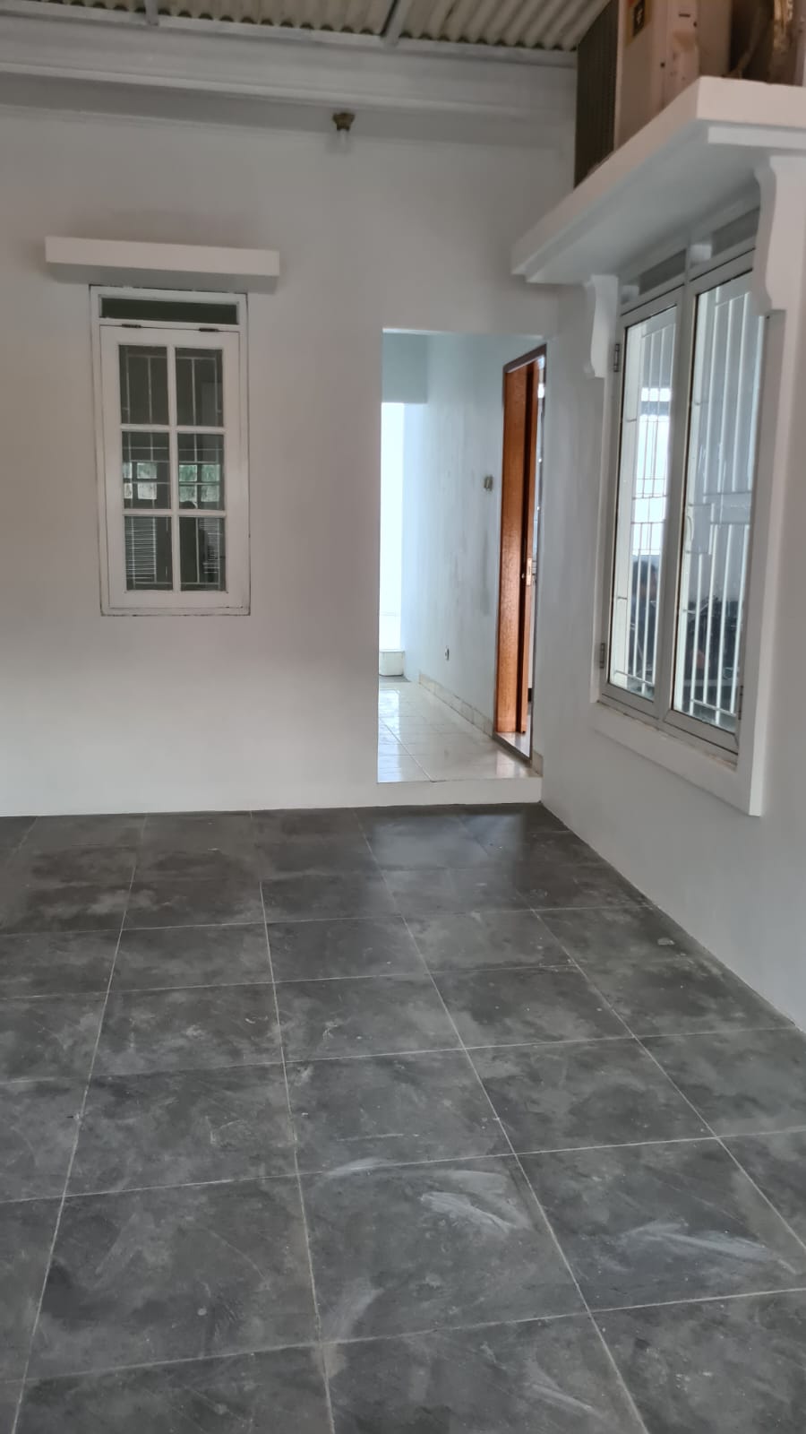 Rumah Disewakan di Cluster Tropikana Jababeka
